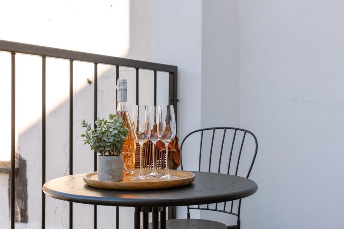 Huswell - Industrial Apartment With Terrace In Antwerpen Eksteriør bilde